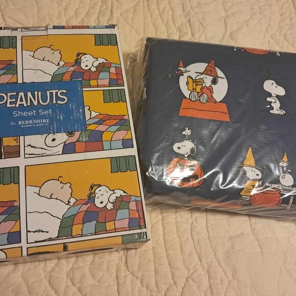 BERKSHIRE PEANUTS HALLOWEEN FULL SIZE SHEET SET NEW - Picture 1 of 2
